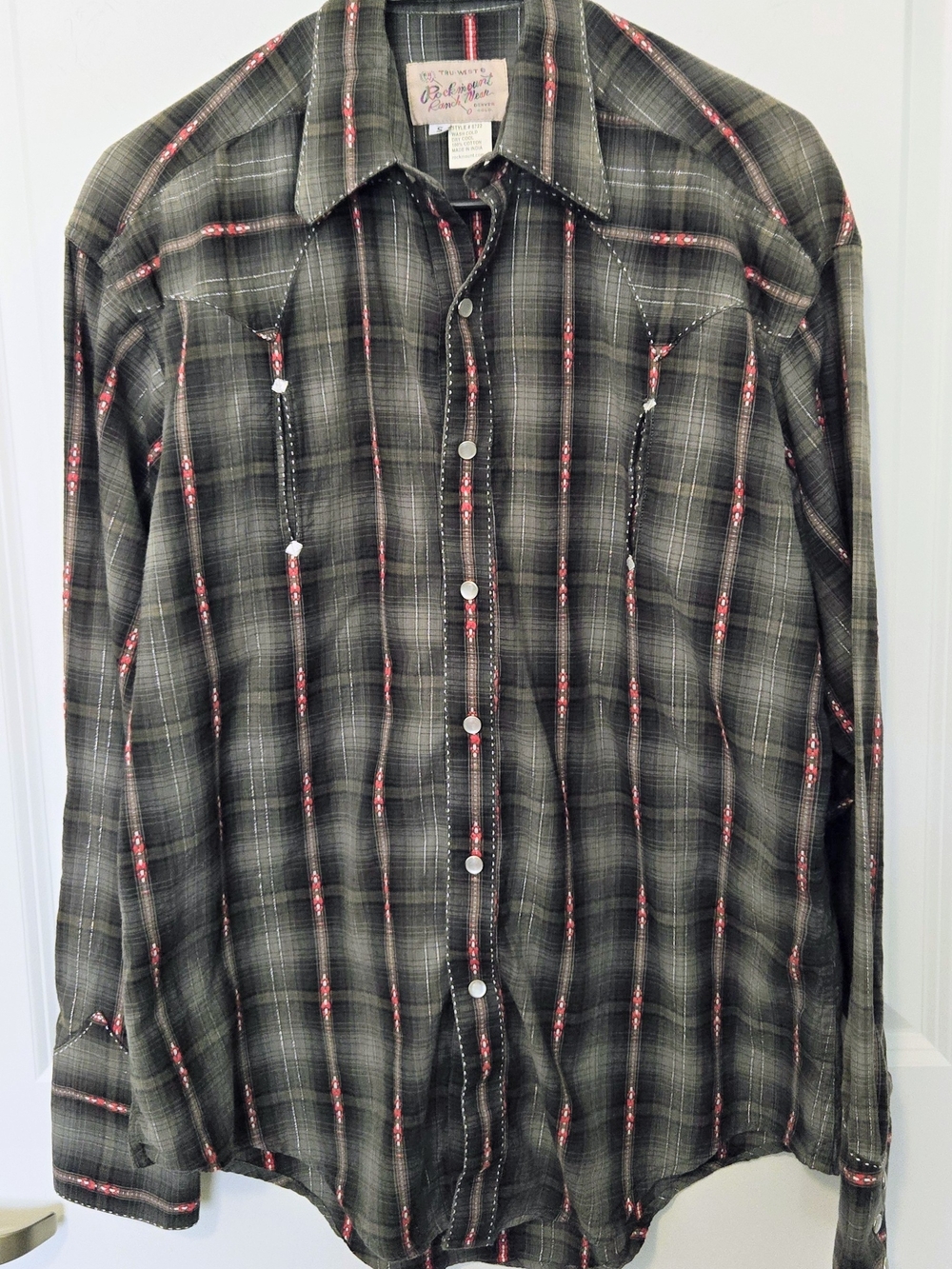 Rockmount Ranch Wear Men's Grey Black Plaid Western Shirt with Red Accents